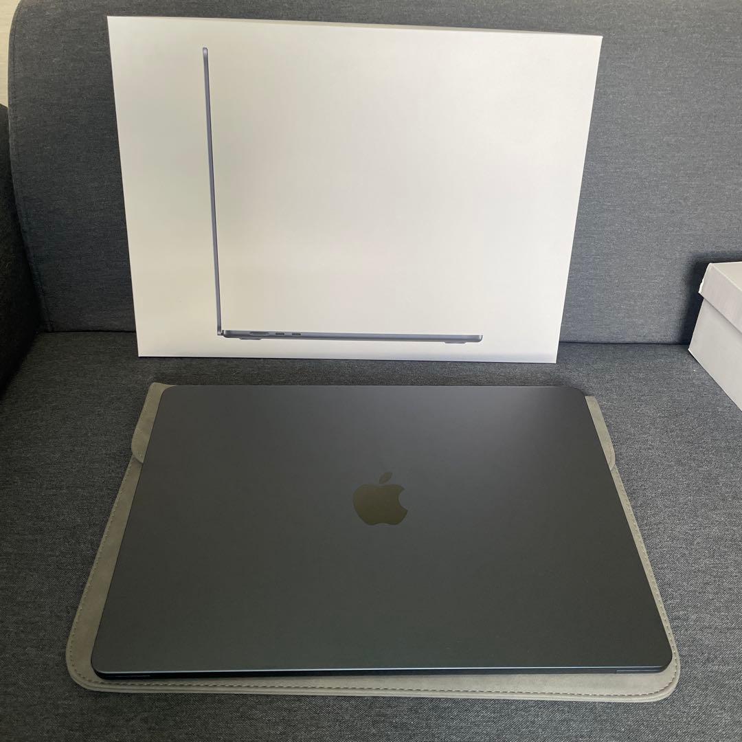 MacBook Air 15インチ　8GB 256GB 未使用に近い