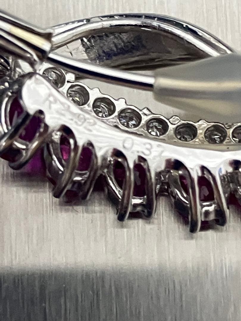 ルビー　ダイヤ　ブローチ