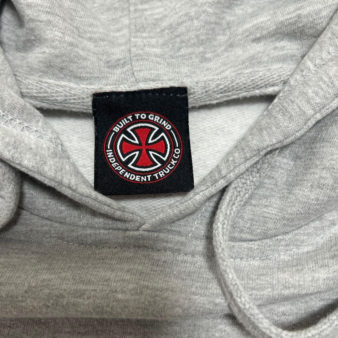 INDEPENDENT インディペンデント　パーカー　スウェット