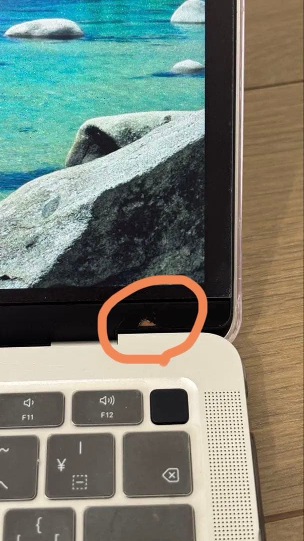 MacBook本体 MacBook AIR RAM8GB SSD256