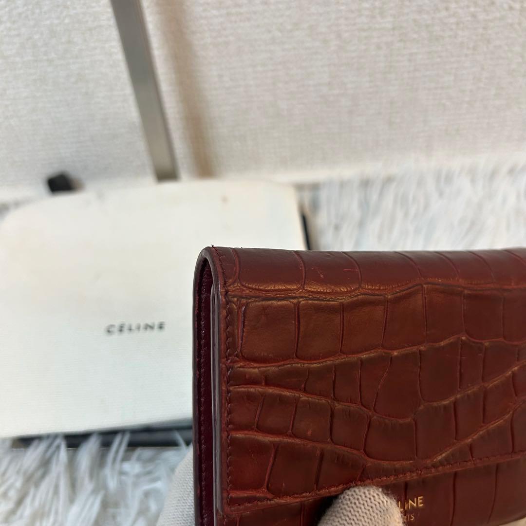 【美品✨クロコ型押し/スモールトリフォールド】セリーヌ　ボルドー　財布　人気　稀