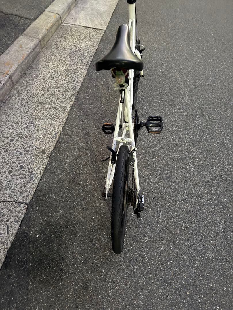 151 自転車 大阪市 【引取り限定】 20インチ 変速付き 美品 ミニベロ