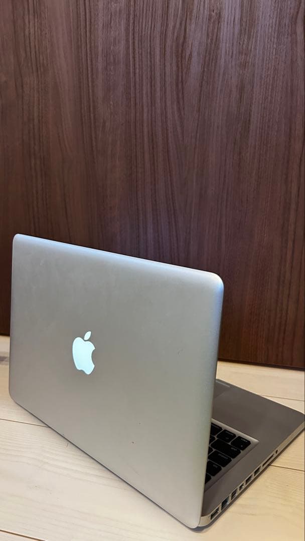 MacBook Pro 13インチ シルバー