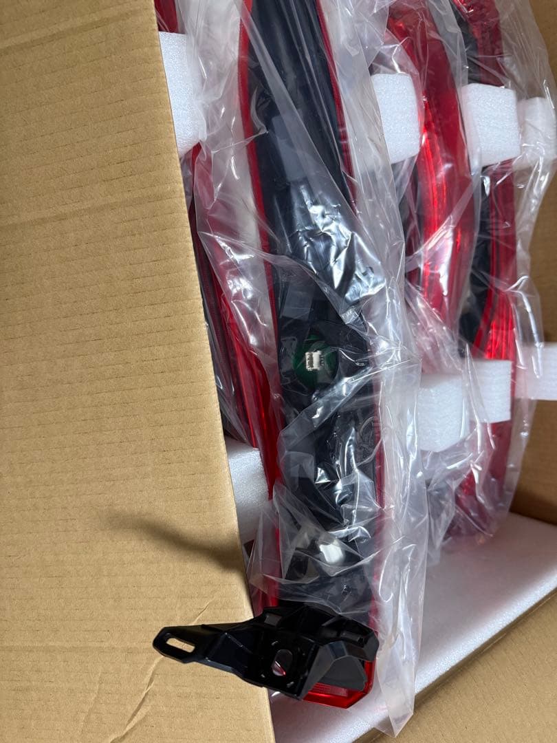 80ハリアー　純正テールランプ　4つ　ウィンカー