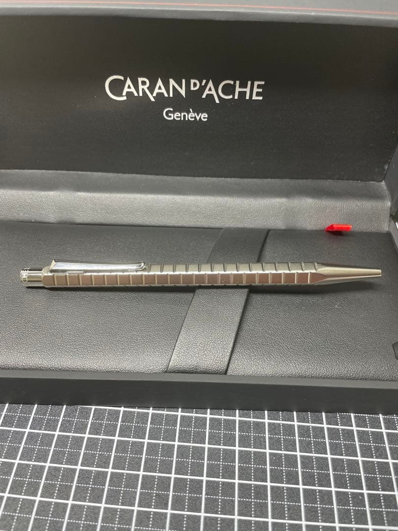 カランダッシュ　エクリドール　アベニュー　ボールペン