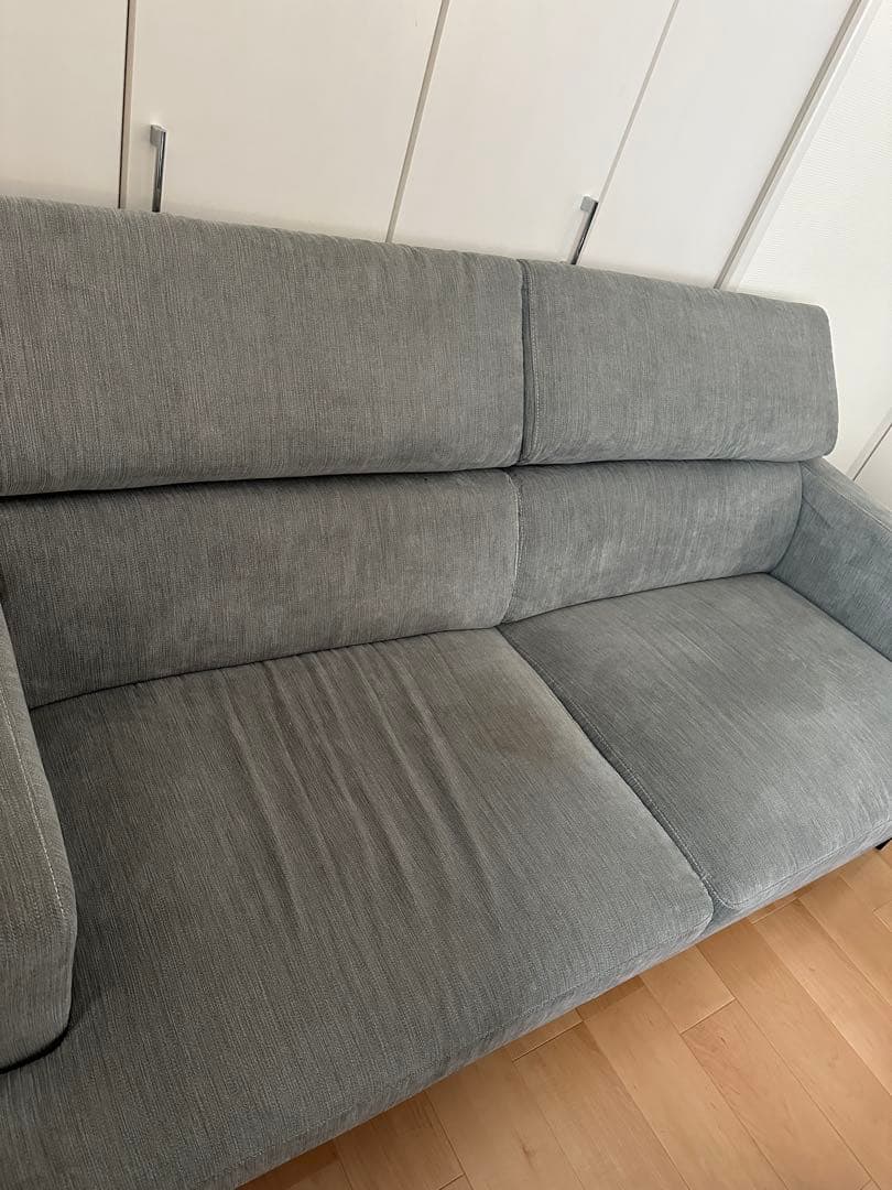 3人掛け布張りソファ（サザーラ GY）　ニトリ