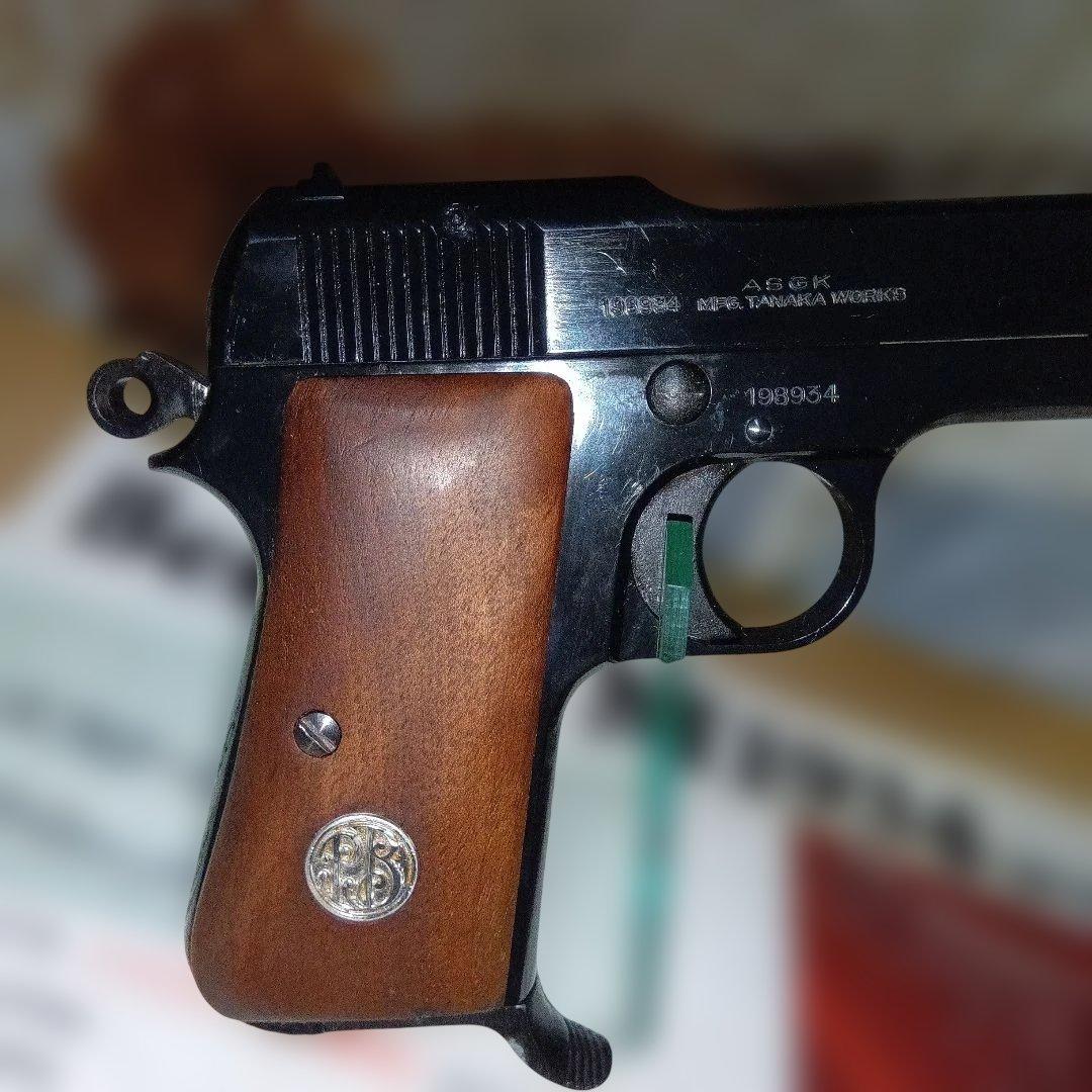タナカ ワークス　ベレッタ M1934 ブローバック　木製グリップ