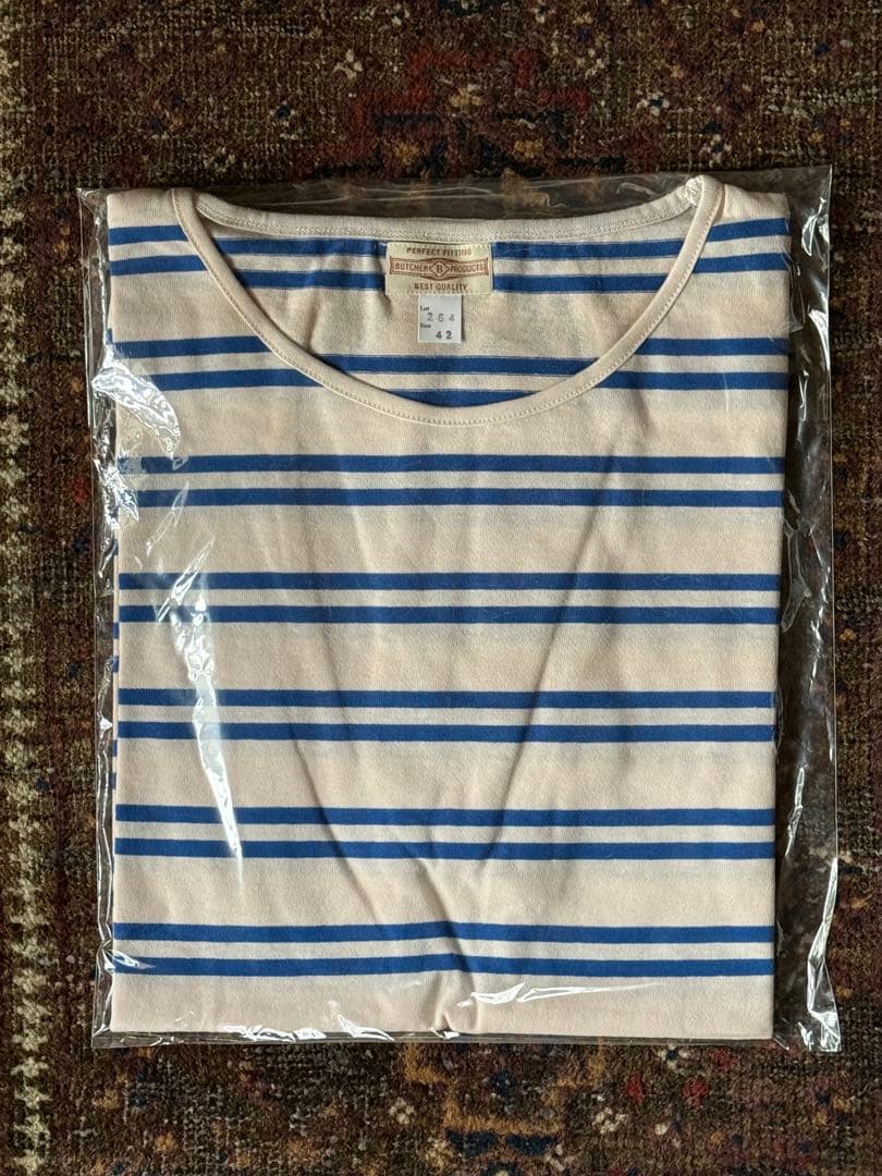 トップス At Last YOUNG BORDER TEE