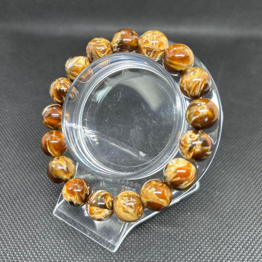 花琥珀のブレスレット
