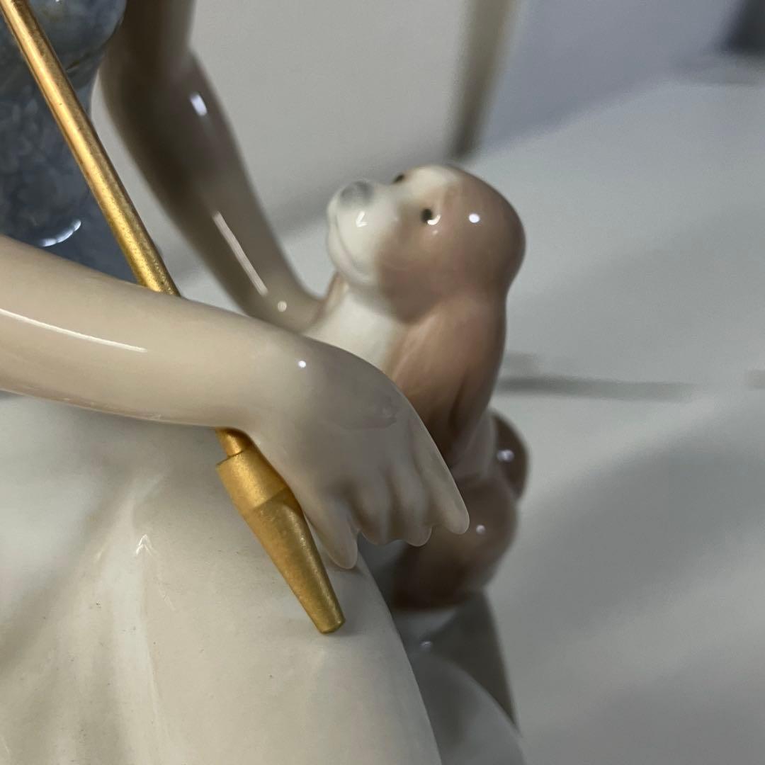 LLADRO リヤドロ 7612 日傘の女性と犬 ベンチ フィギュリン