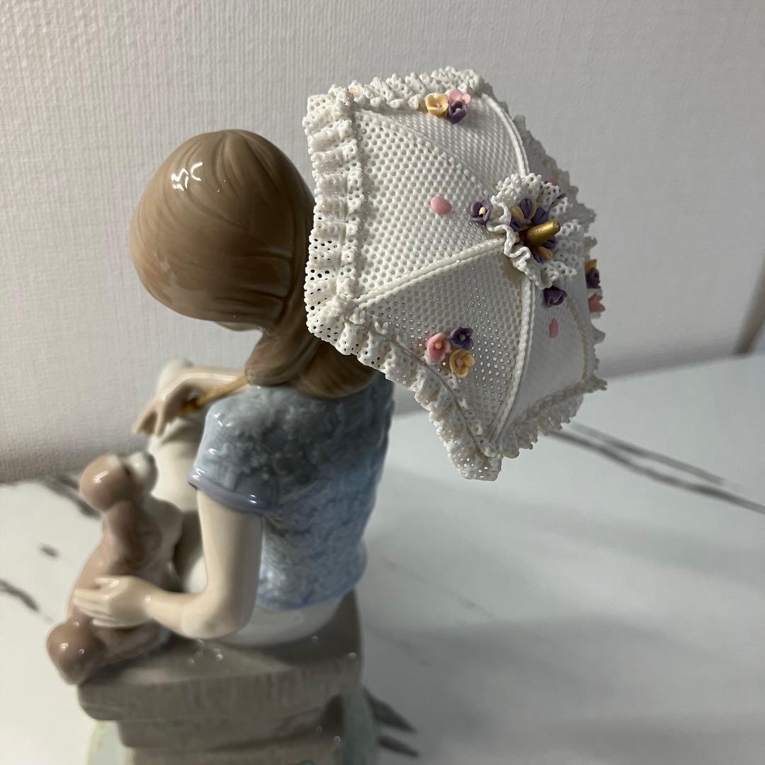 LLADRO リヤドロ 7612 日傘の女性と犬 ベンチ フィギュリン