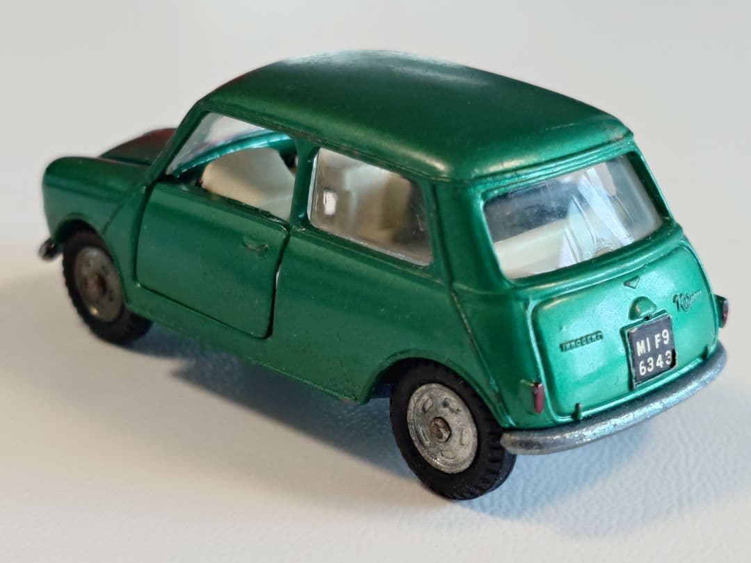 MEBETOYS 　A-28 MINI MINOR INNOCENTI