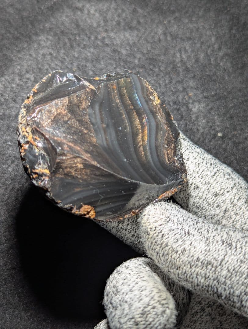 【原石】十勝石玲瓏　北海道産レインボーオブシディアン　十勝石　玲瓏石