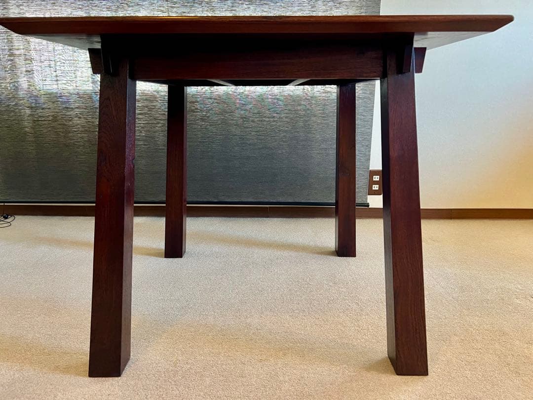 【○】アジアン家具 インドネシア製 テーブル 天然木 ハンドメイド 手彫り