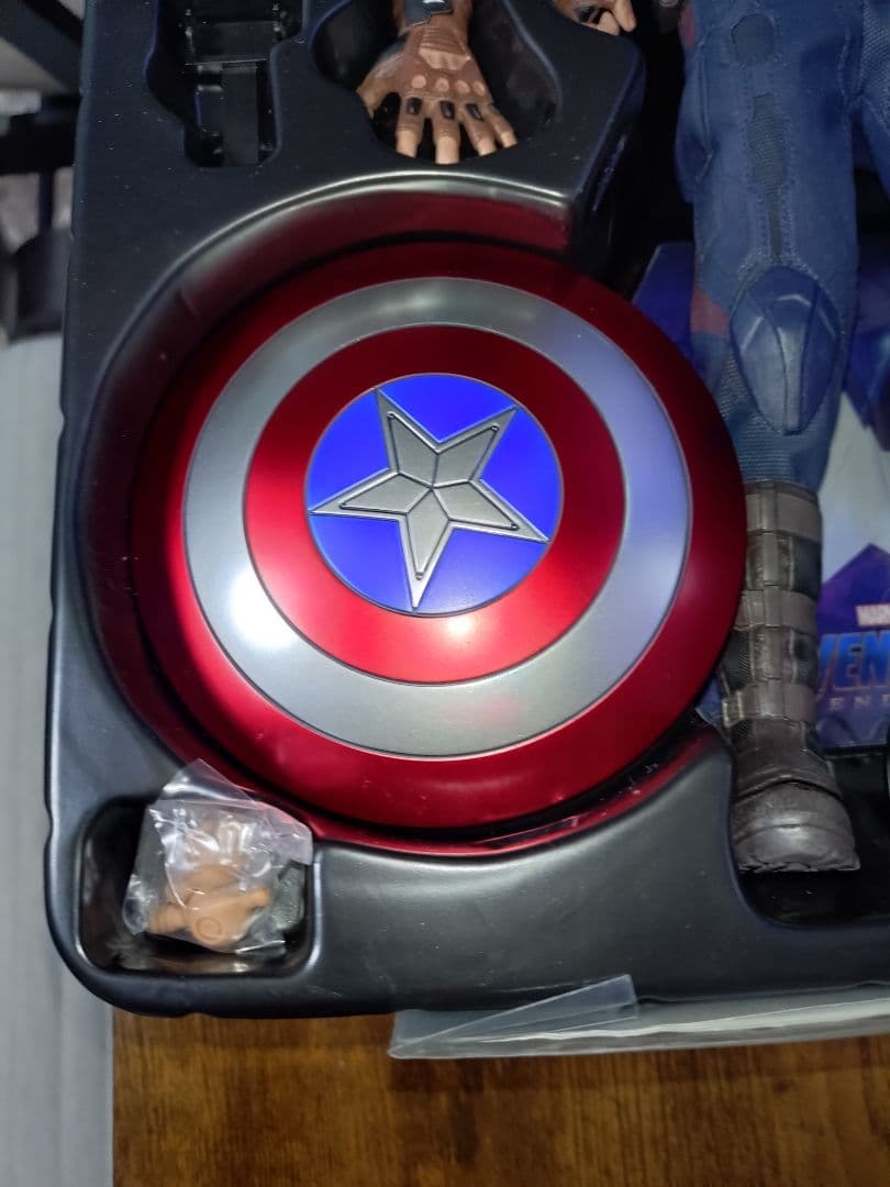 ホットトイズ　キャプテンアメリカ　ステルススーツ　エンドゲーム