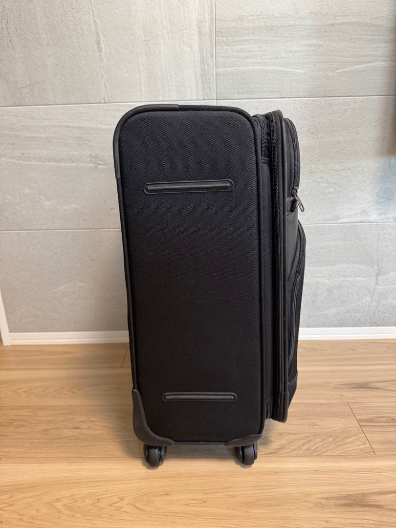 【美品・クリーニング済み】アメリカンツーリスター（サムソナイト）スーツケース