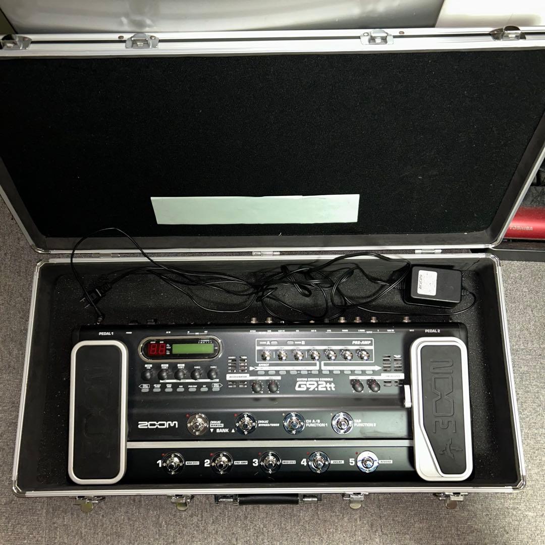 zoom g9.2tt（ズーム）　マルチエフェクター　ハードケース付き