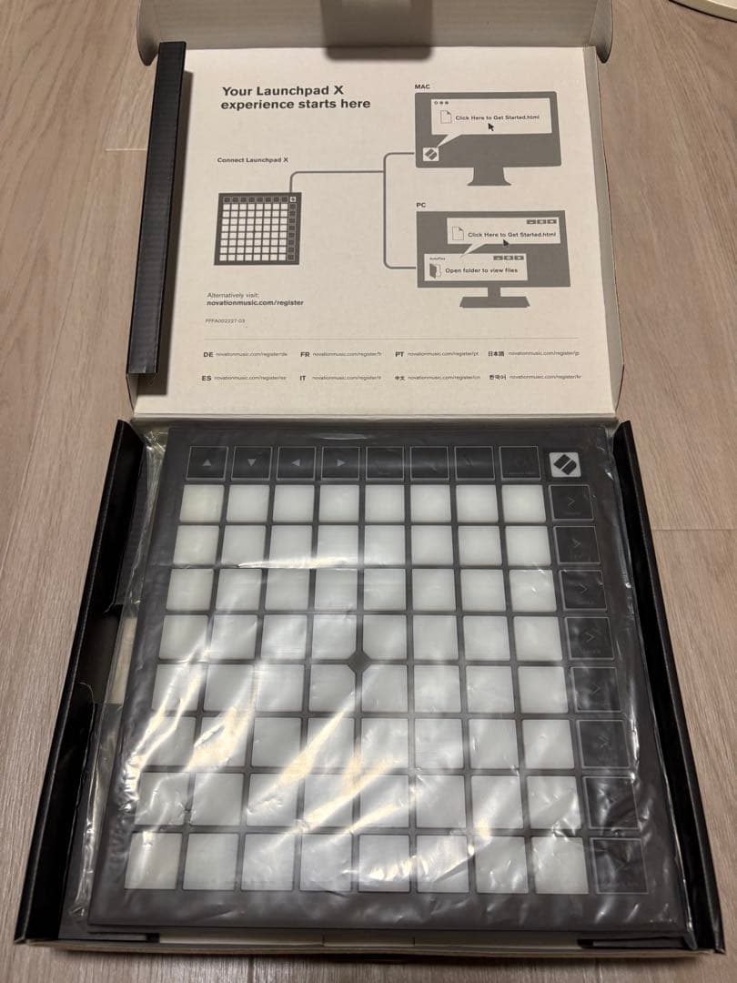 Novation Launchpad X MIDIコントローラー 製品登録解除済