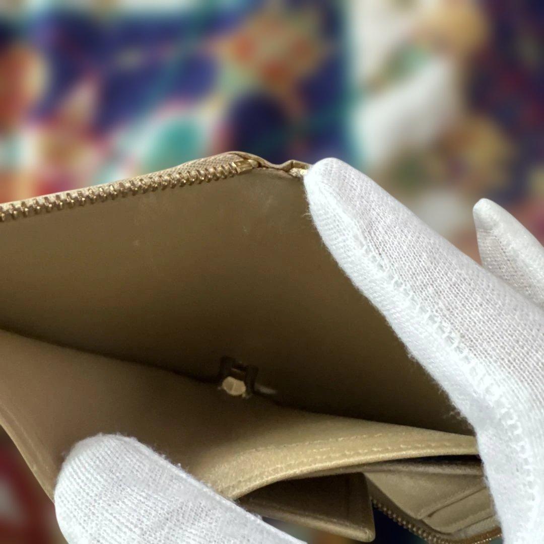 Louis Vuitton イエロー 二つ折り財布