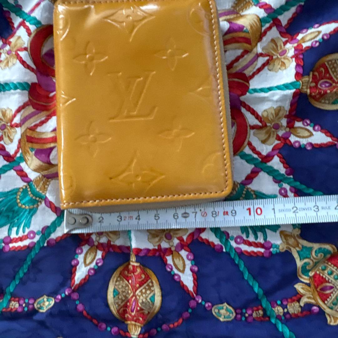 Louis Vuitton イエロー 二つ折り財布