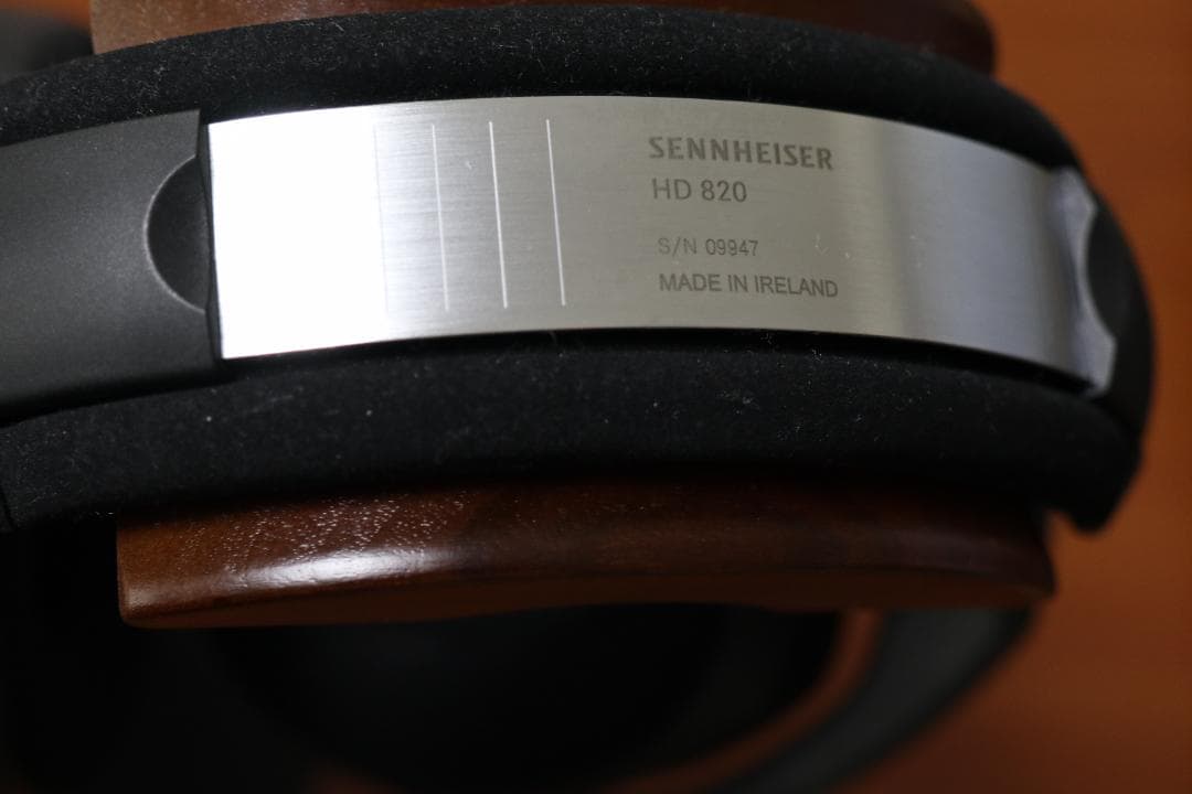 ⑩ SENNHEISER HD820 ヘッドホン