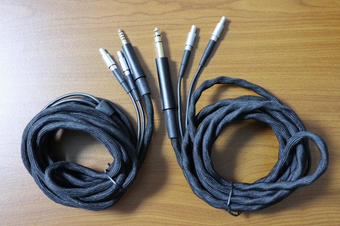 ⑩ SENNHEISER HD820 ヘッドホン