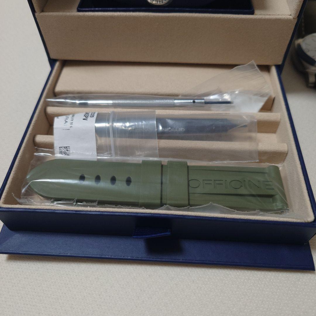 PANERAI Luminor Marina ミリタリーグリーンラバーベルト