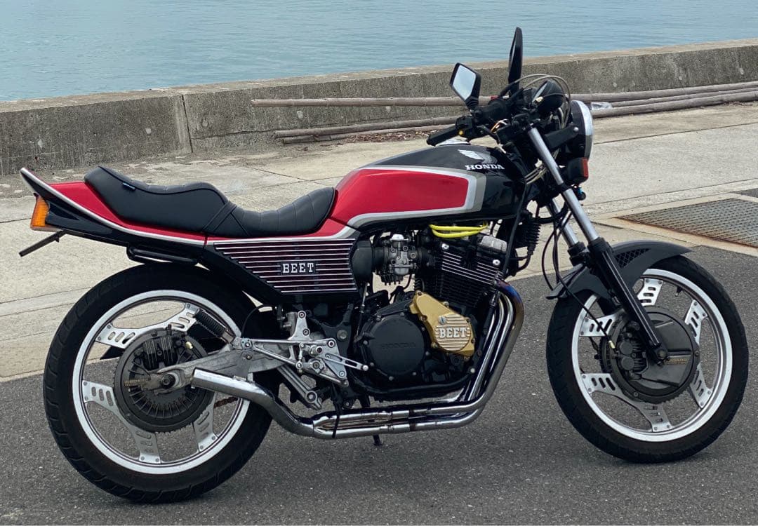 HONDA CBX 400f/550fタンク 2型黒/赤