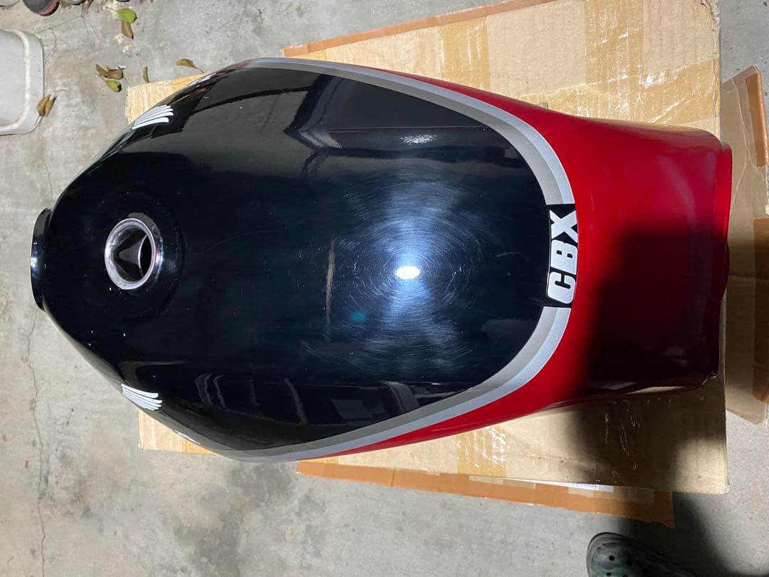 HONDA CBX 400f/550fタンク 2型黒/赤