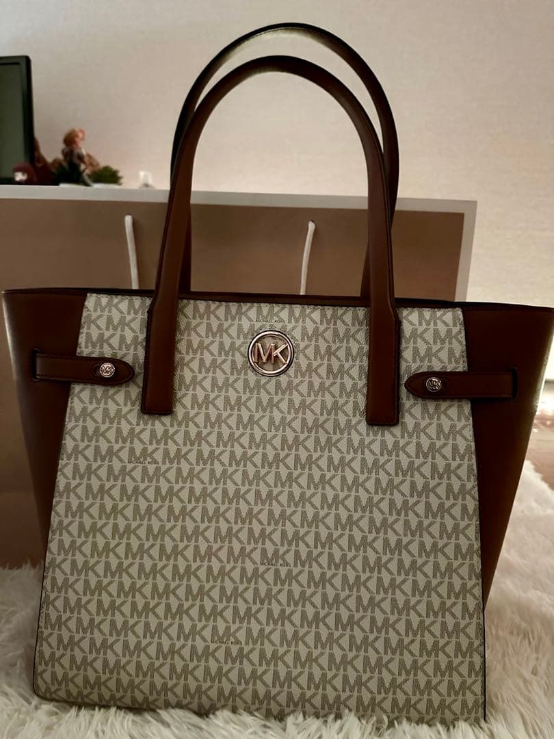 MichaelKorsトートバッグ(マイケルコース)