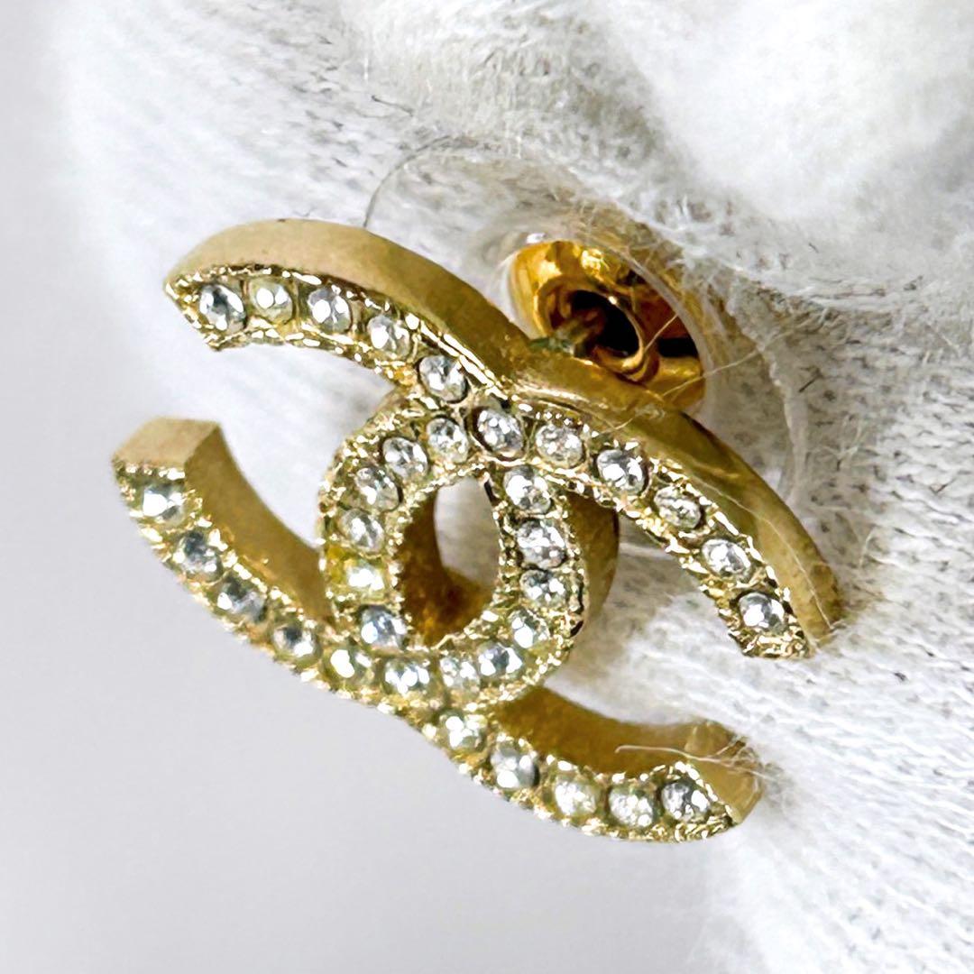 シャネル　CHANEL ラインストーン　ココマーク　ミニピアス　ゴールド金具