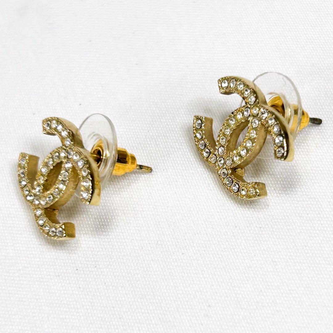 シャネル　CHANEL ラインストーン　ココマーク　ミニピアス　ゴールド金具