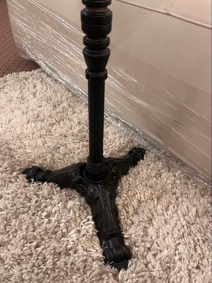 大理石テーブル　ホワイト