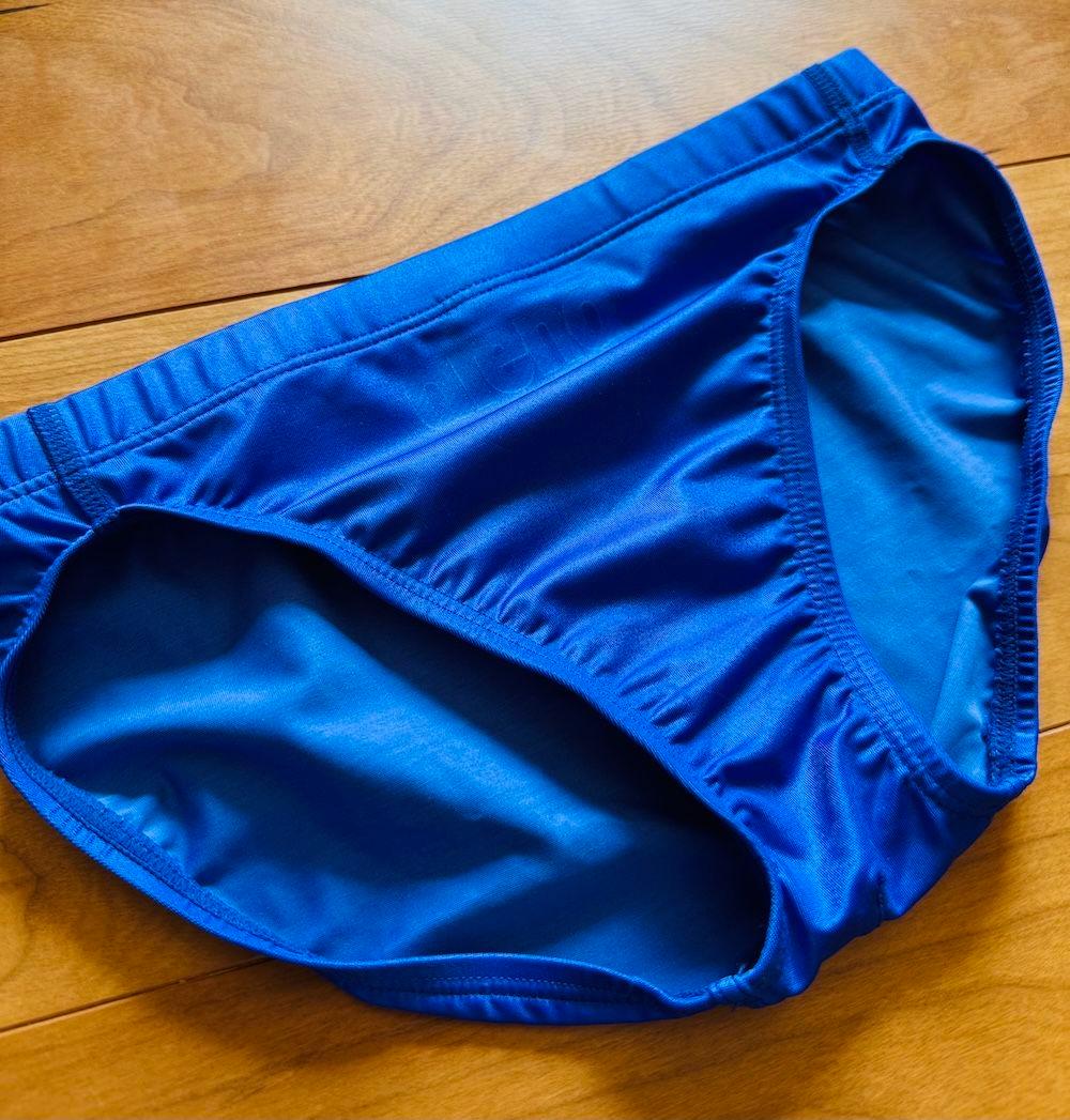 【美品】arena シン・レボリューション　NUX　ブルー　超光沢　競パン M