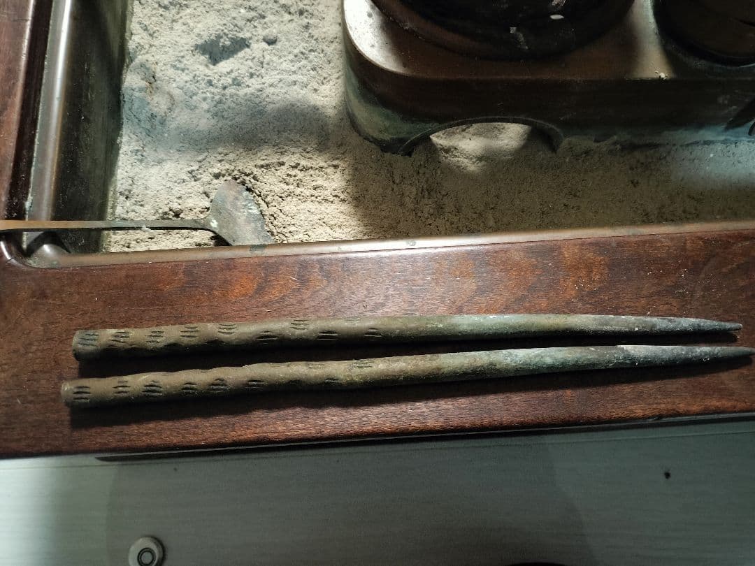 伝統的な日本の火鉢