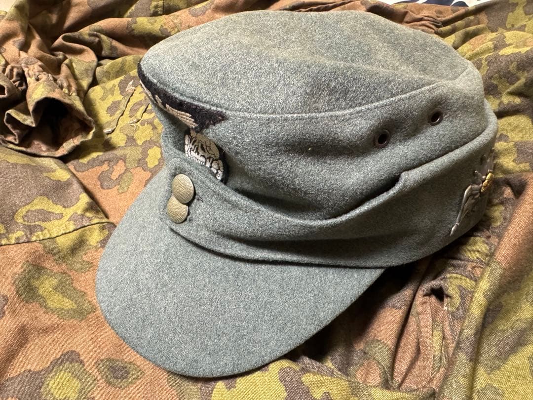 ドイツ軍　M43戦闘帽　エーデルワイスバッジ付き
