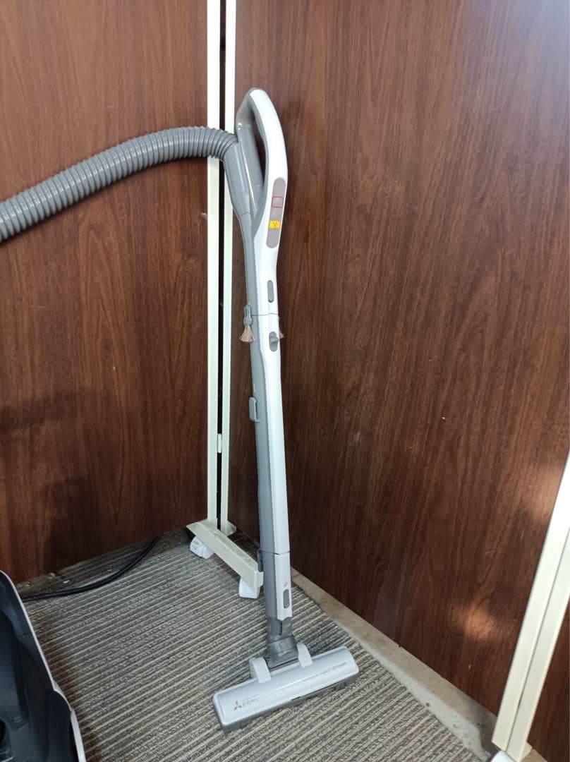 [八6607] 三菱 Be-K 2022年製 掃除機　TC-FJ2B-C