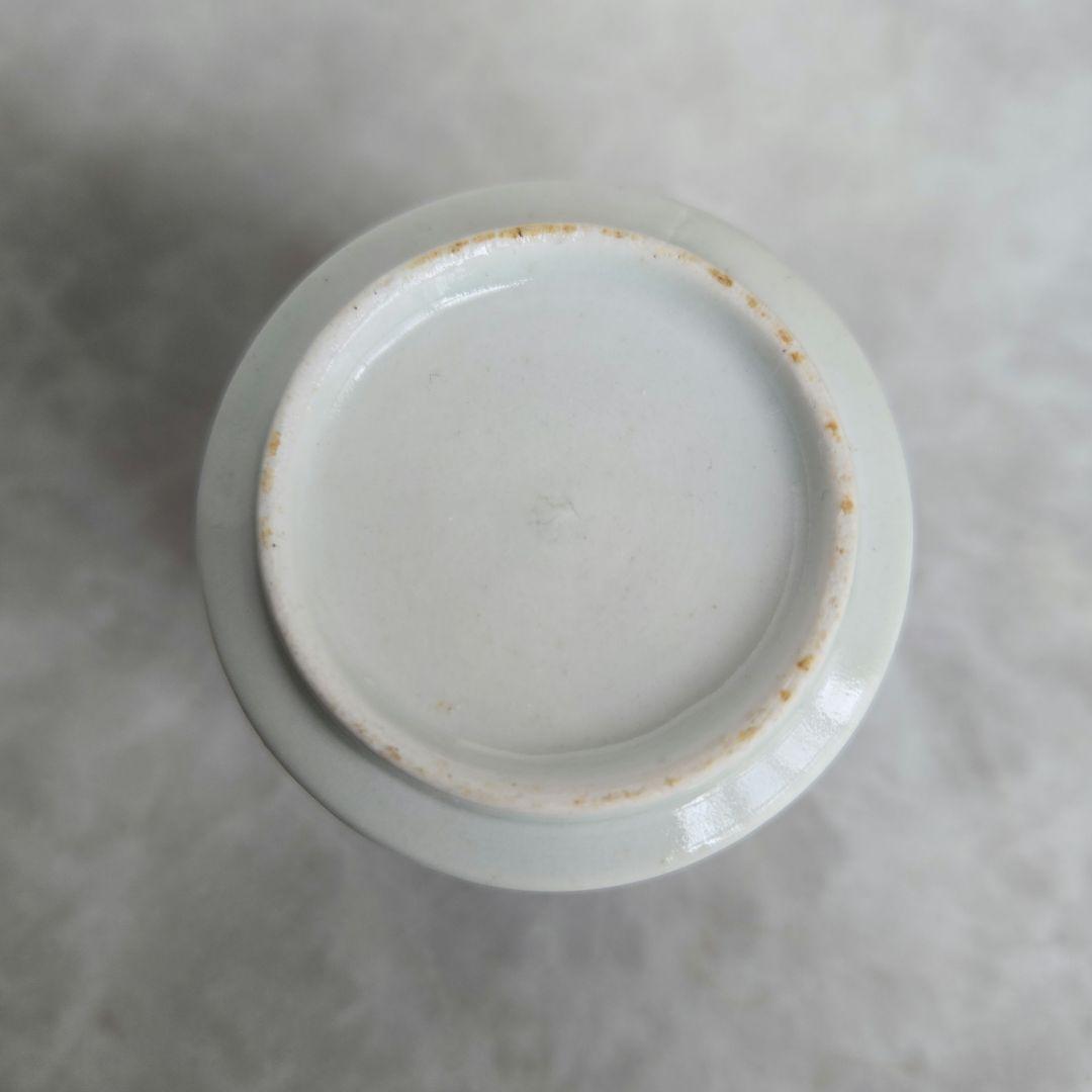 無傷完品　古伊万里　金彩赤絵　覗き　猪口　江戸時代　唐草　アンティーク　骨董