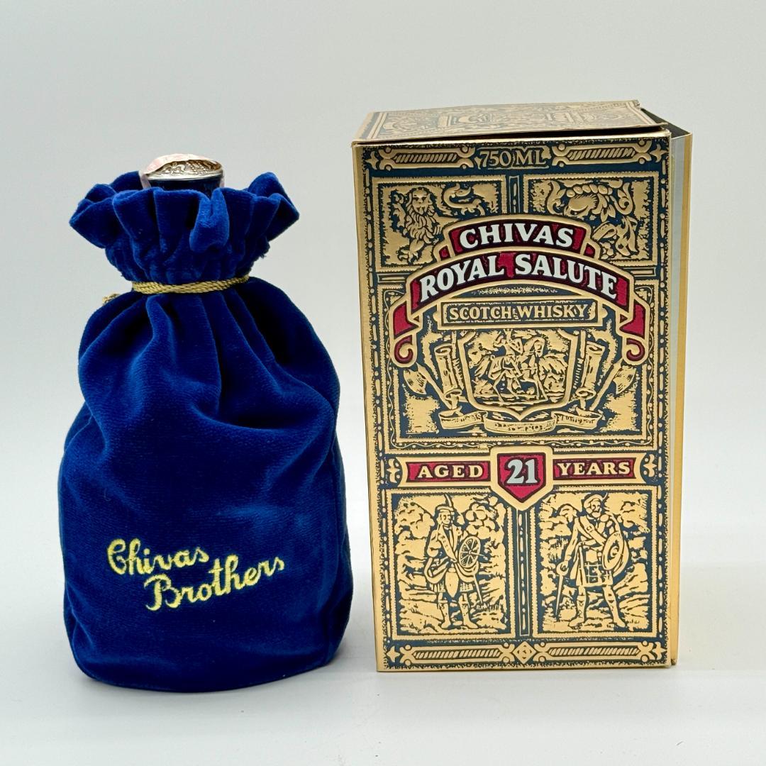 ② SALUTE 21年 CHIVAS ゴールドボックス