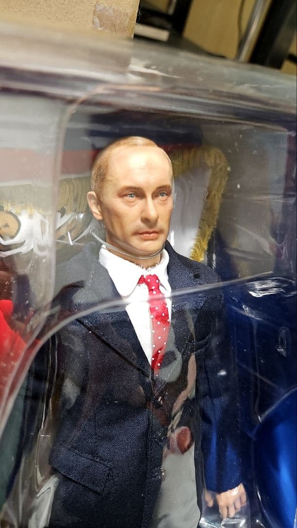 【新品未開封】ウラジーミル・プーチン　1/6 フィギュア　DID
