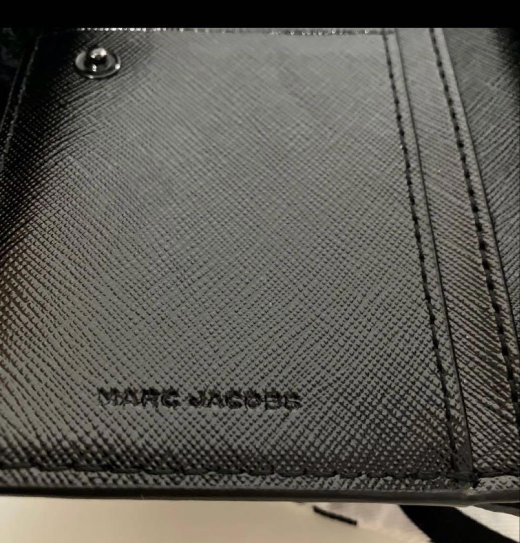 MARC JACOBS マークジェイコブス　二つ折り財布
