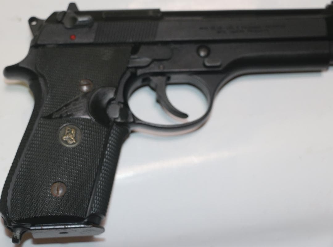 希少！鈴木製作所ABS樹脂製 ベレッタＭ９２ＳＢ　未発火　 SPG合法品