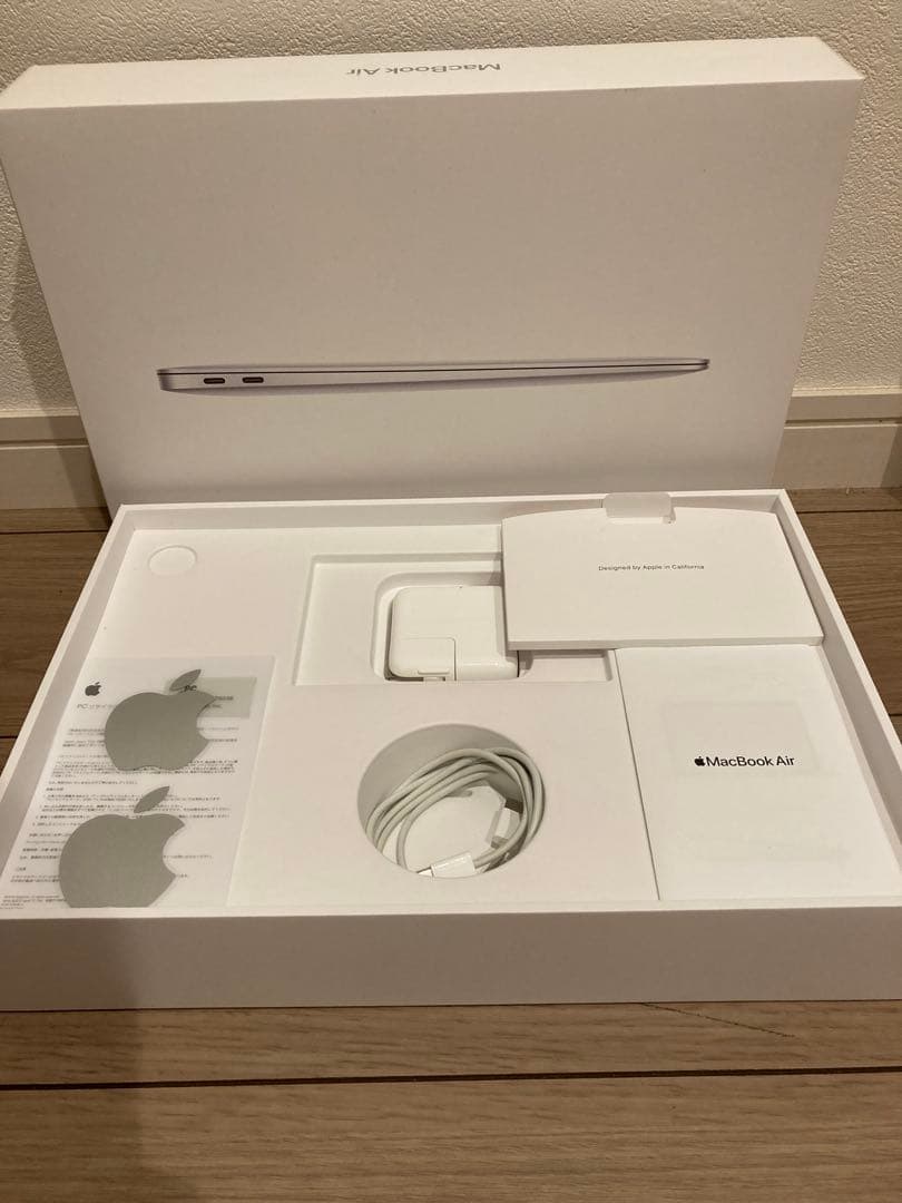 【良品】MacBook Air（M1,2020） 13.3㌅ 512GB白