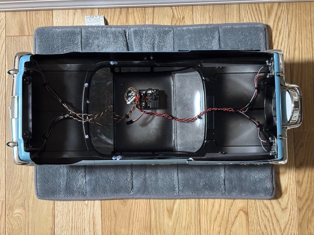 ビ*ド様 REDCAT 1959 IMPALA ラジコンボディーとホイールとオマ