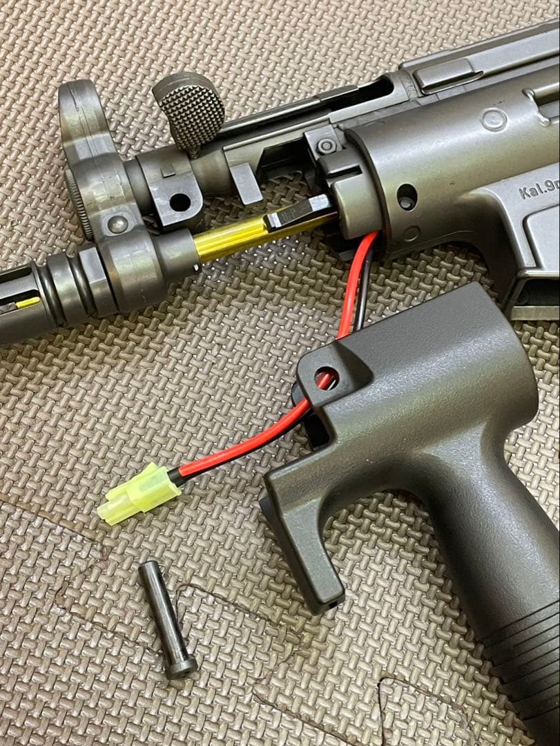 東京マルイ MP5K クルツ　メタルペイント、フルメンテ済み、ライトカスタム