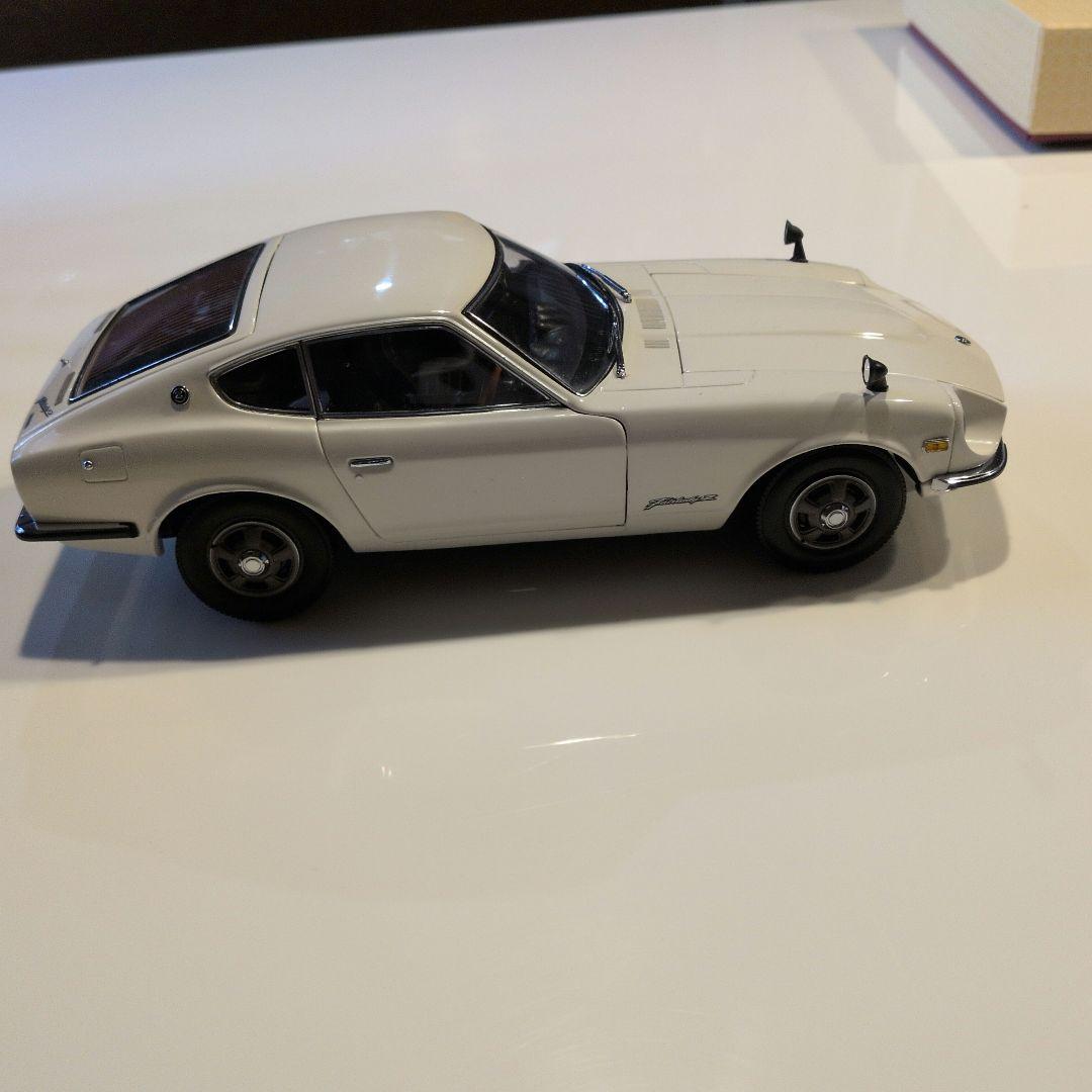 フェアレディZ ホワイト 1/18 ミニカー 京商 NISSAN TOY Car