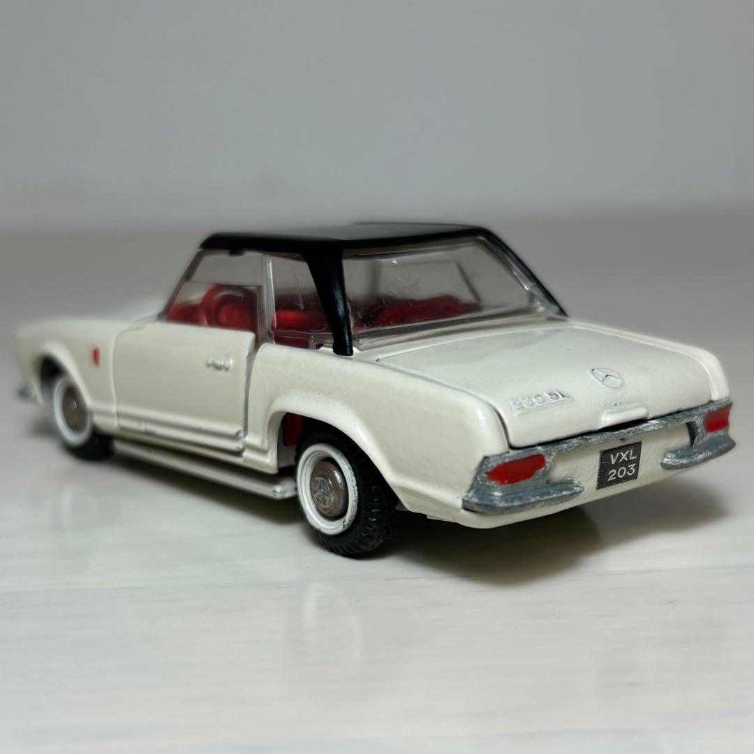 ミニカー Tekno Mercedes-Benz 230 SL