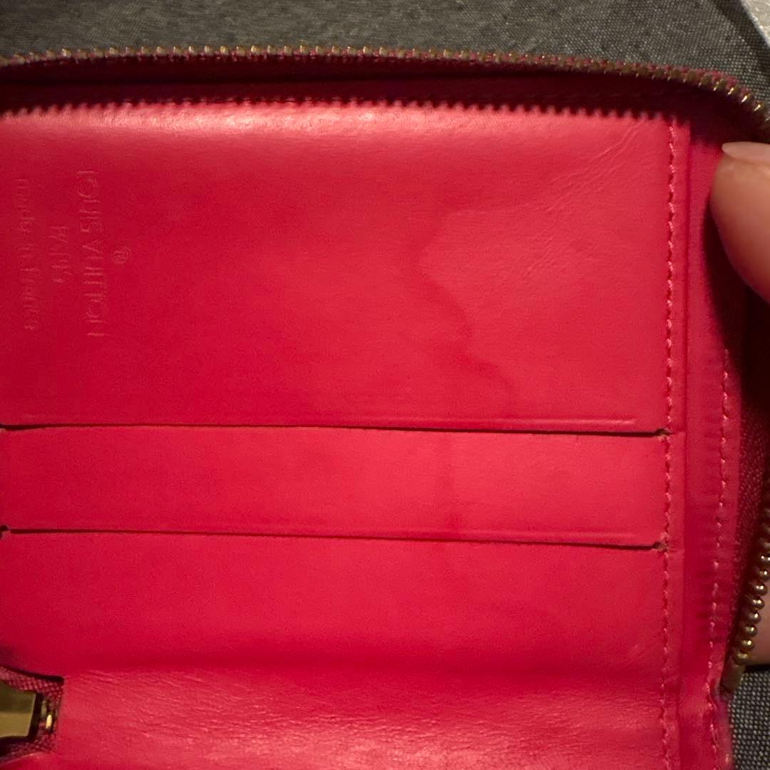 ルイヴィトン　ヴェルニ　フューチャピンク　二つ折財布