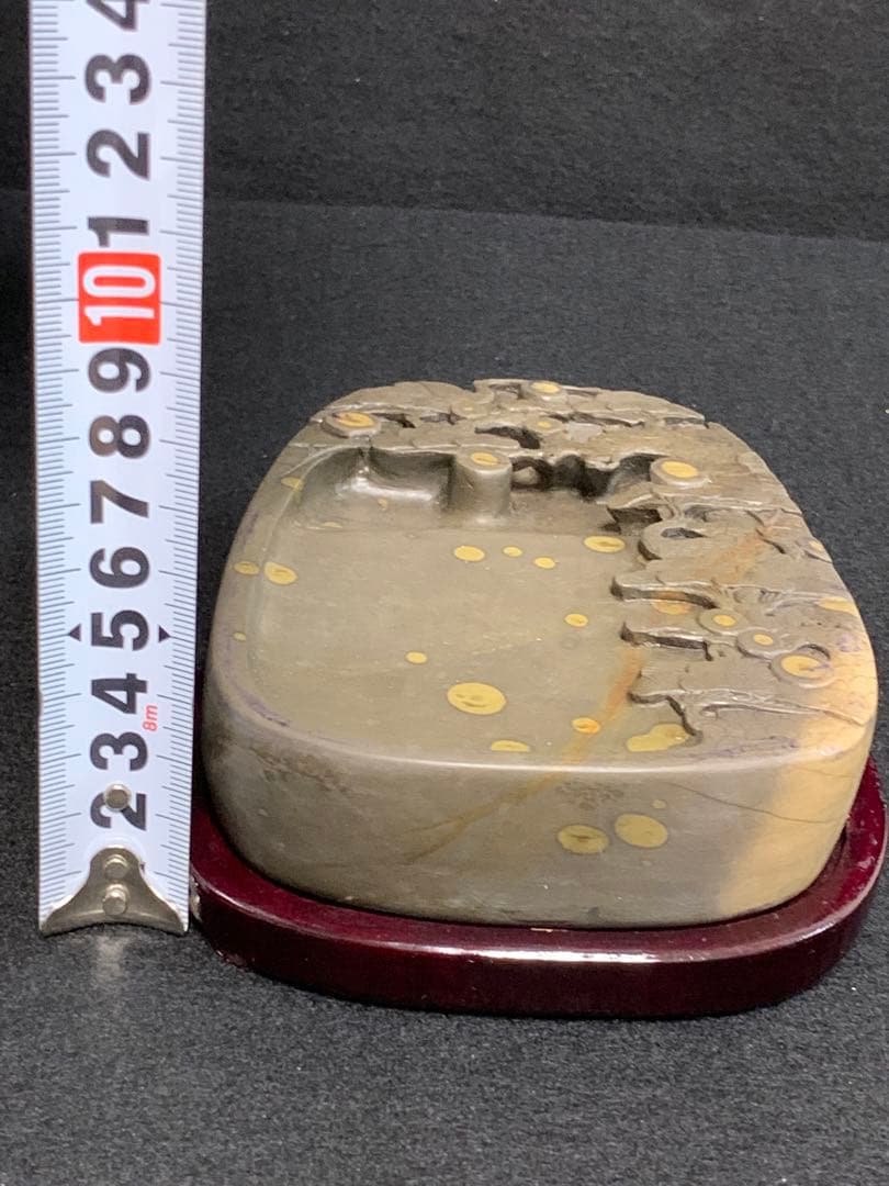 端渓名硯　中国硯　木箱入り　石目高級硯石　石筋模様　石眼多数　超希少品　蛍石