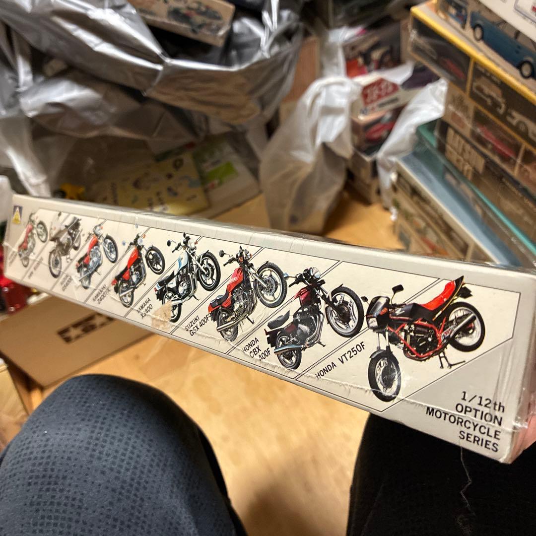 青島HONDA CBX400F 1/12スケールモデル絶版